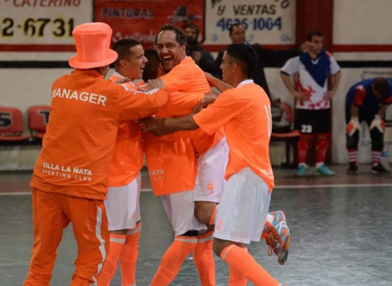 Scioli quiere que Alejandro Sabella sea el DT de su equipo de fútsal