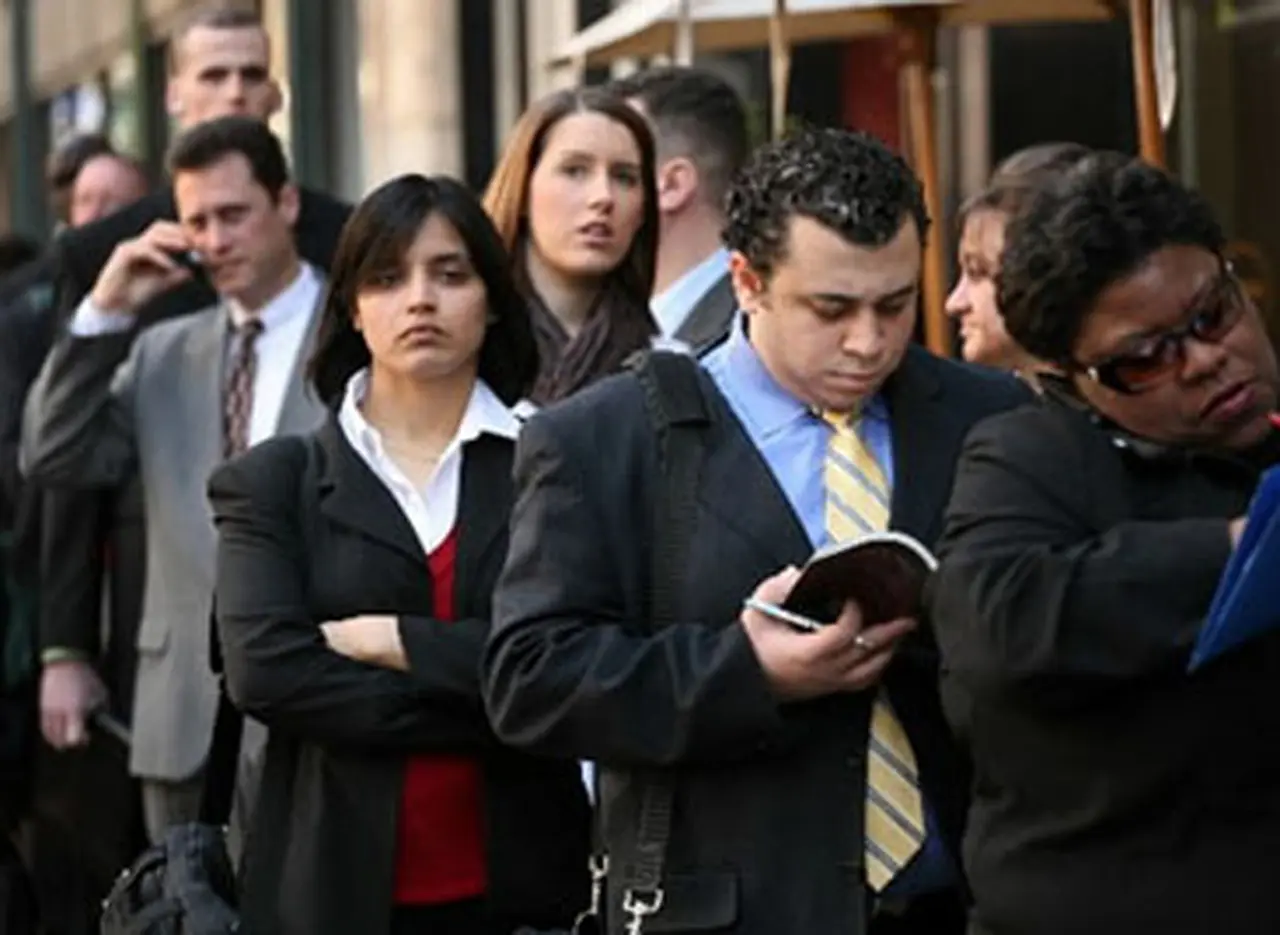 Datos oficiales: en un año se destruyeron 395.000 puestos de trabajo