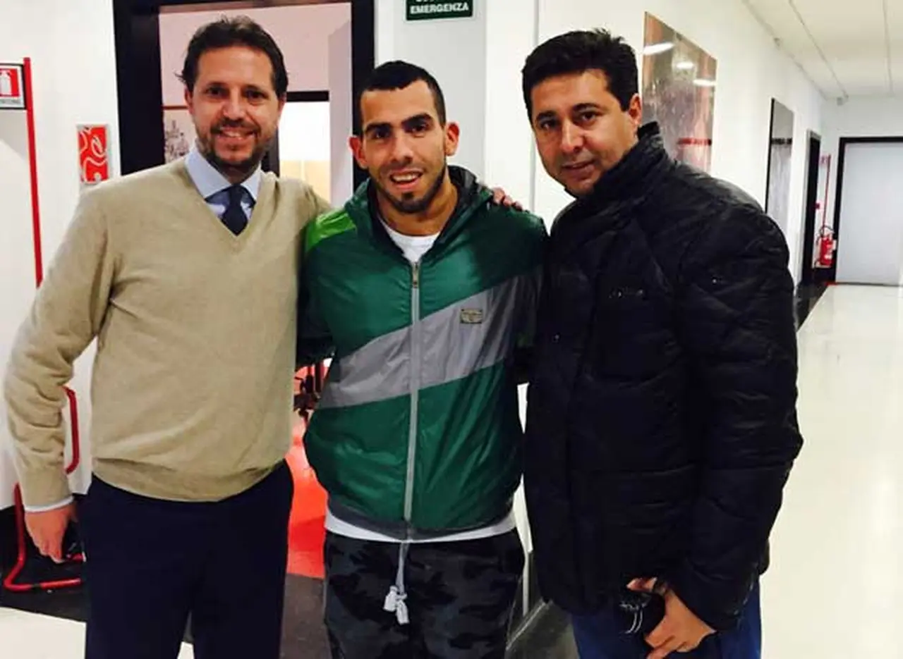 ¿Carlos Tevez, cerca de volver a Boca?