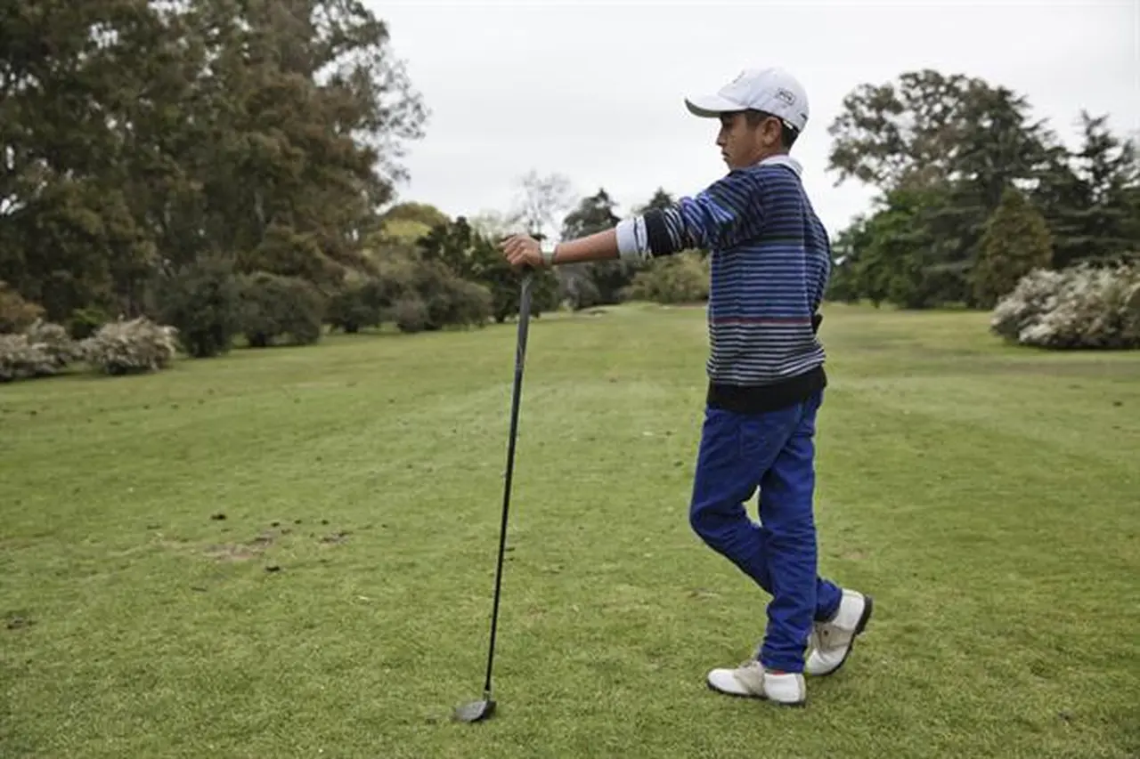 En España aseguran que el nuevo Tiger Woods es argentino