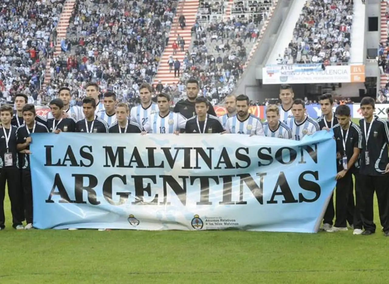 Por ley, el transporte público tendrá la leyenda "Las Malvinas son argentinas"