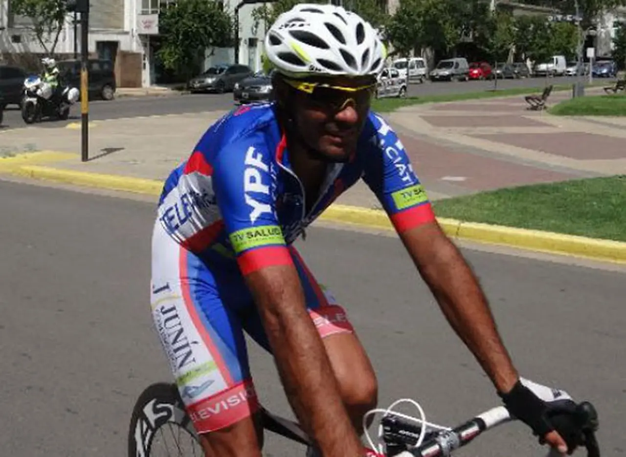 Murió el ciclista Sebastián Cancio, tras deshidratarse en una competencia