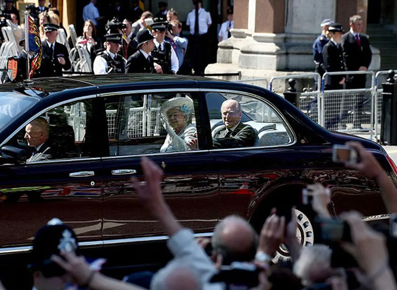 La Casa Real británica busca chofer para la Reina Isabel II: requisitos y beneficios