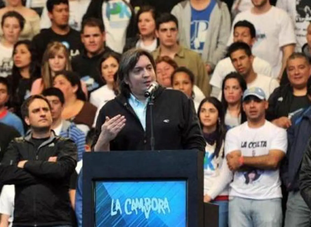 El hijo de la Presidenta habló de la interna kirchnerista y no descartó ser candidato en octubre