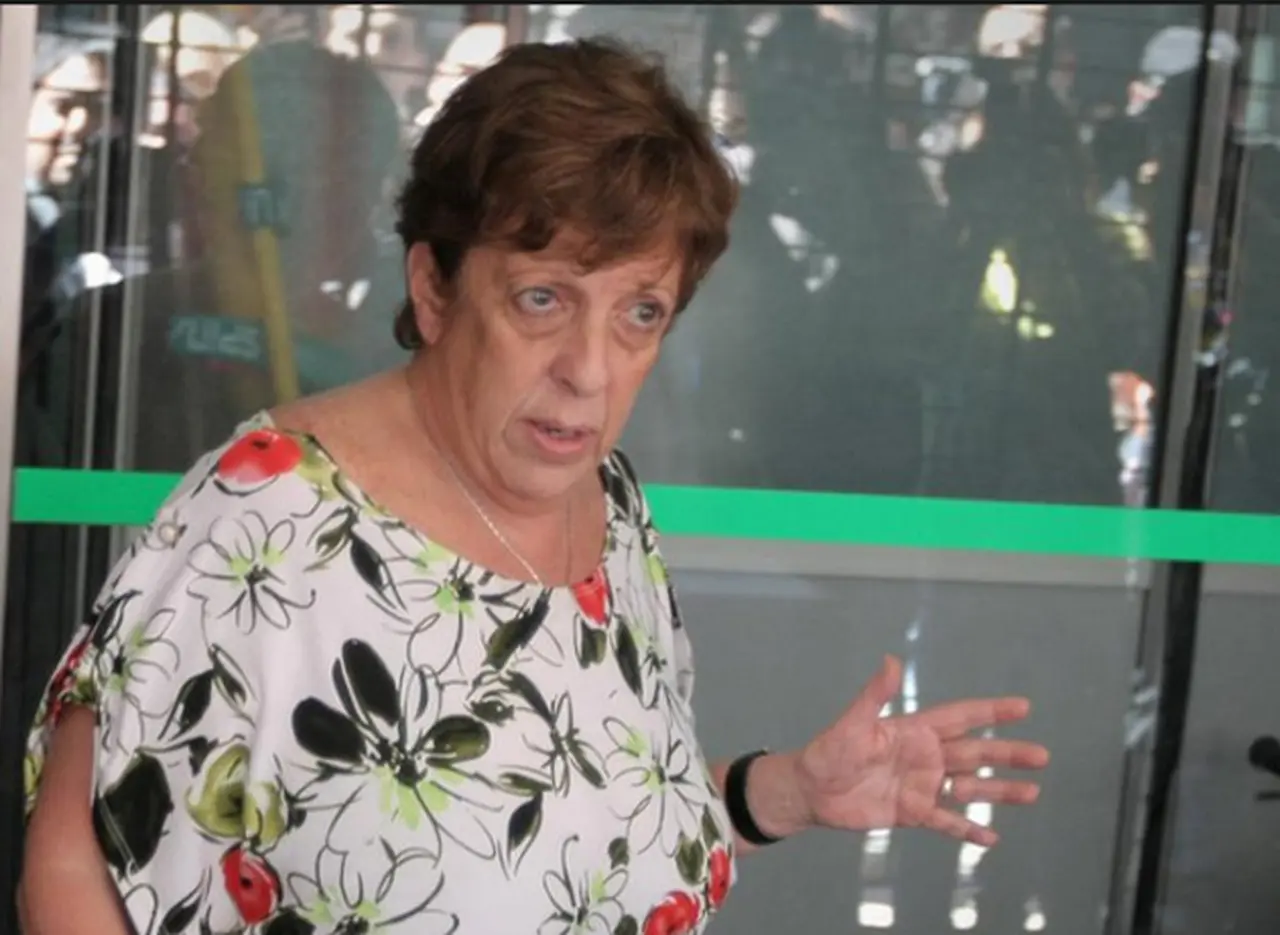 La fiscal Fein pidió que no la imiten en Gran Cuñado y Tinelli le respondió