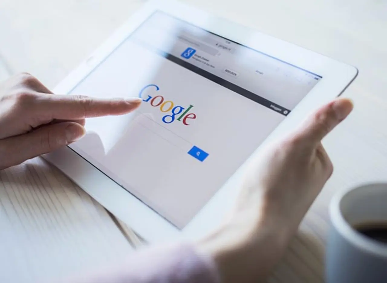 Google contrata a un joven después de hacer una búsqueda sobre programación