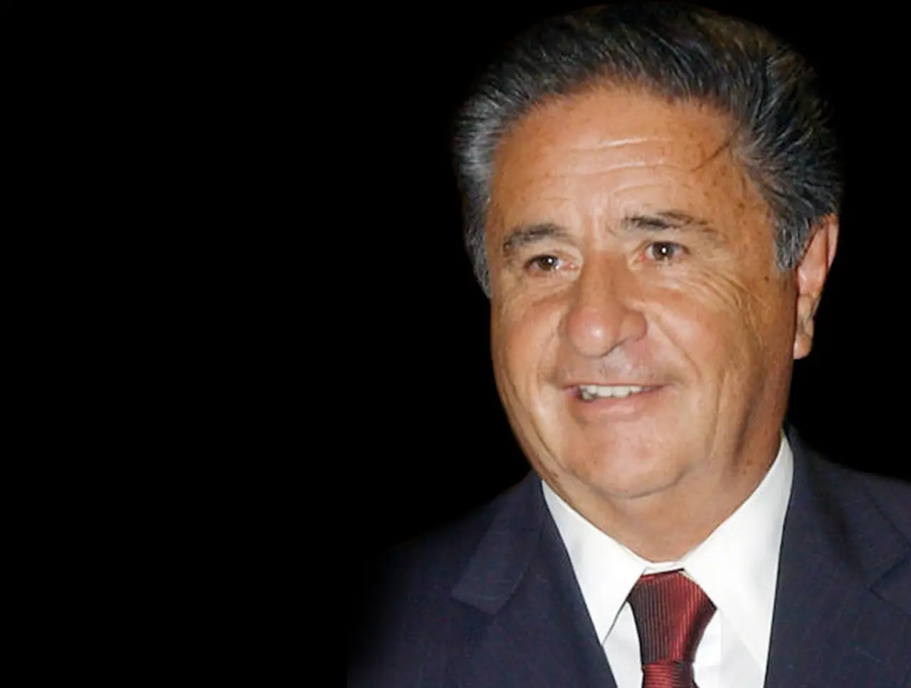 Duhalde dijo que si hay balotaje votarí­a por Scioli