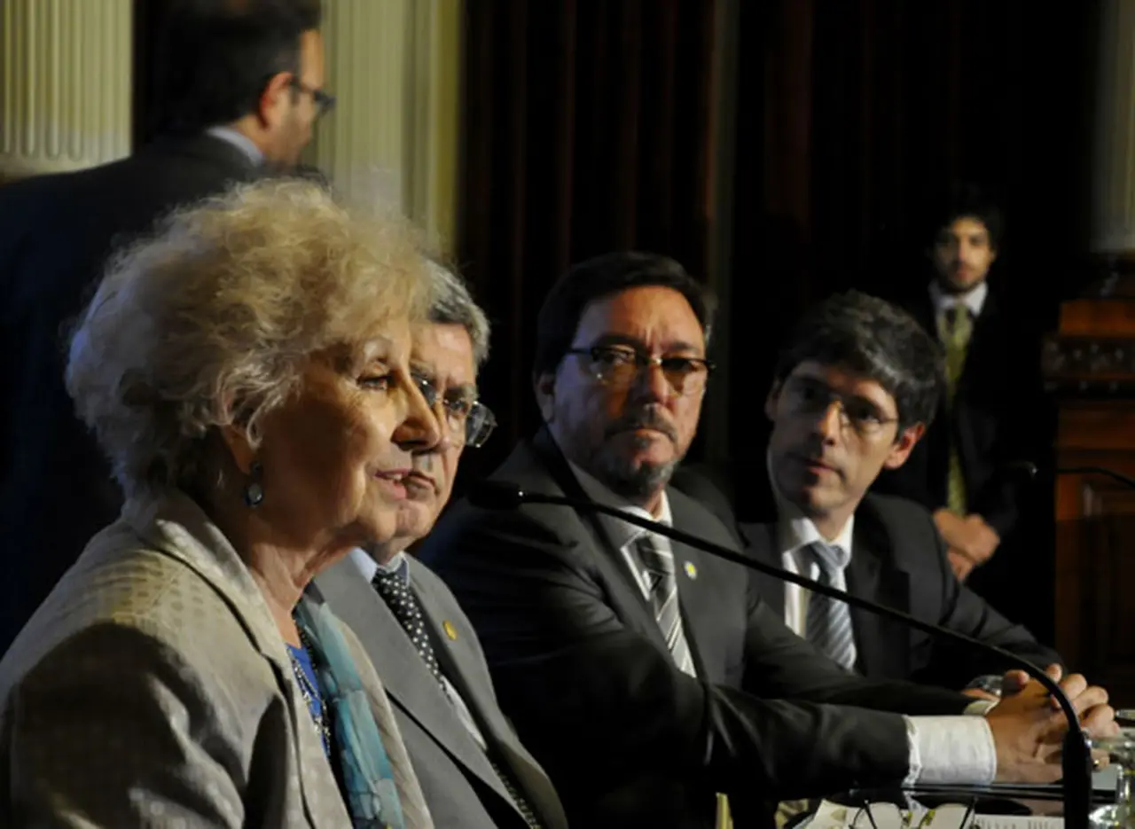 Obtuvo dictamen el proyecto de ley que prohí­be la amnistí­a de los delitos de lesa humanidad