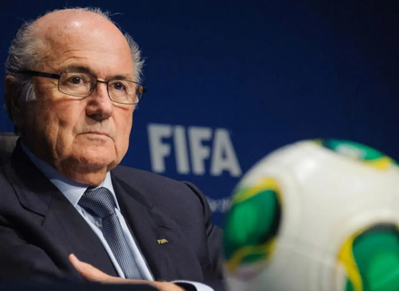 Sucesión, revisión de sedes mundialistas y transparencia: los temas de la agenda FIFA tras la renuncia de Blatter