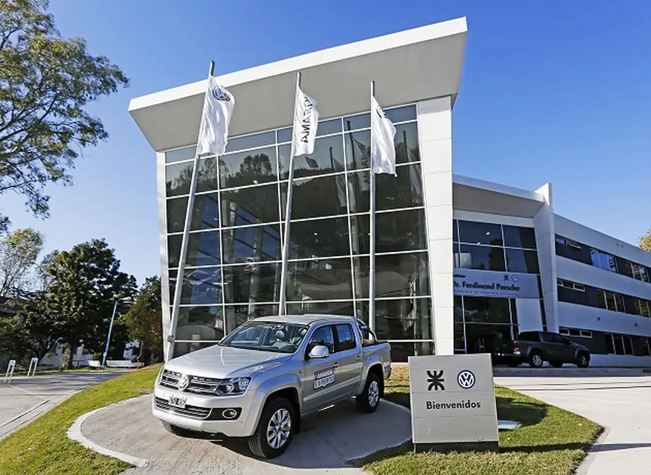 Volkswagen compartió las actividades del Instituto Ferdinand Porsche