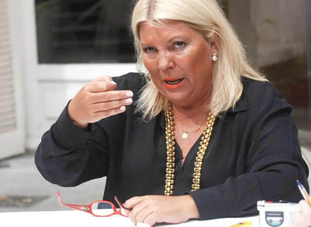 Carrió también prometió bajar impuestos a la clase media y la producción