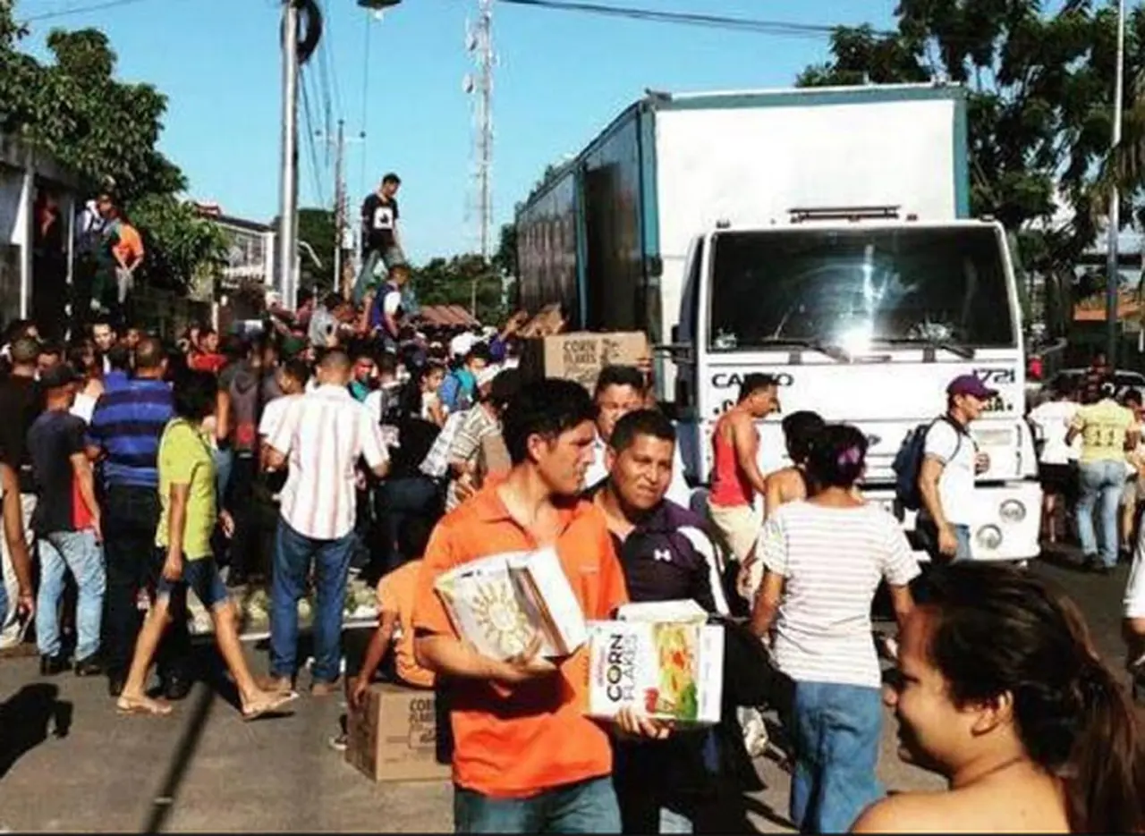 Venezuela: violenta ola de saqueos de productos deja un muerto y 60 detenidos