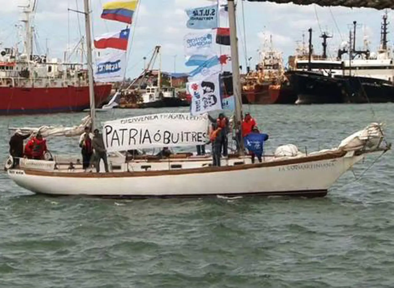 Se perdió en el mar el velero de militantes de La Cámpora