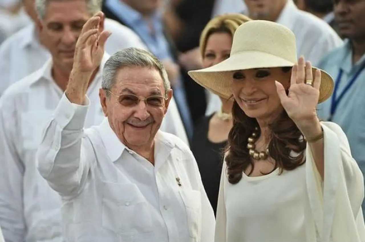 CFK asistió con Raúl Castro a la histórica misa celebrada por el Papa en La Habana
