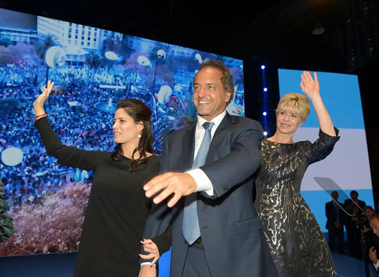 El sciolismo prepara contrarreloj su último desembarco cordobés