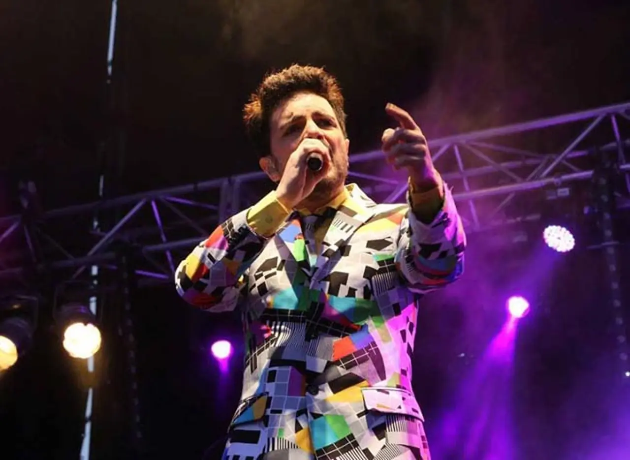 Show en vivo y un festival de ofertas por el aniversario de Alto Avellaneda