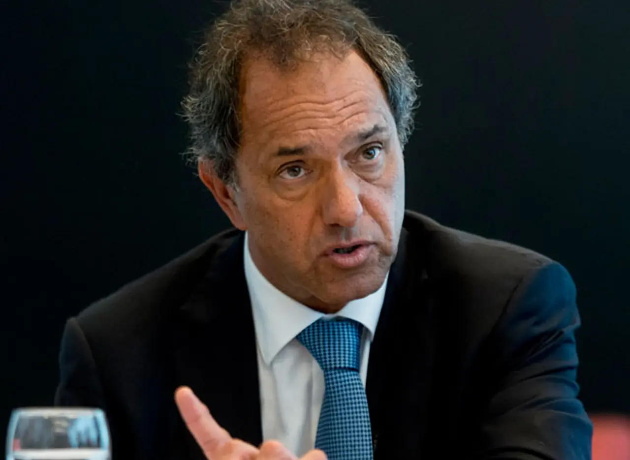 Diputado de Cambiemos cruzó a Scioli por la pobreza: "Opiná de preservativos"