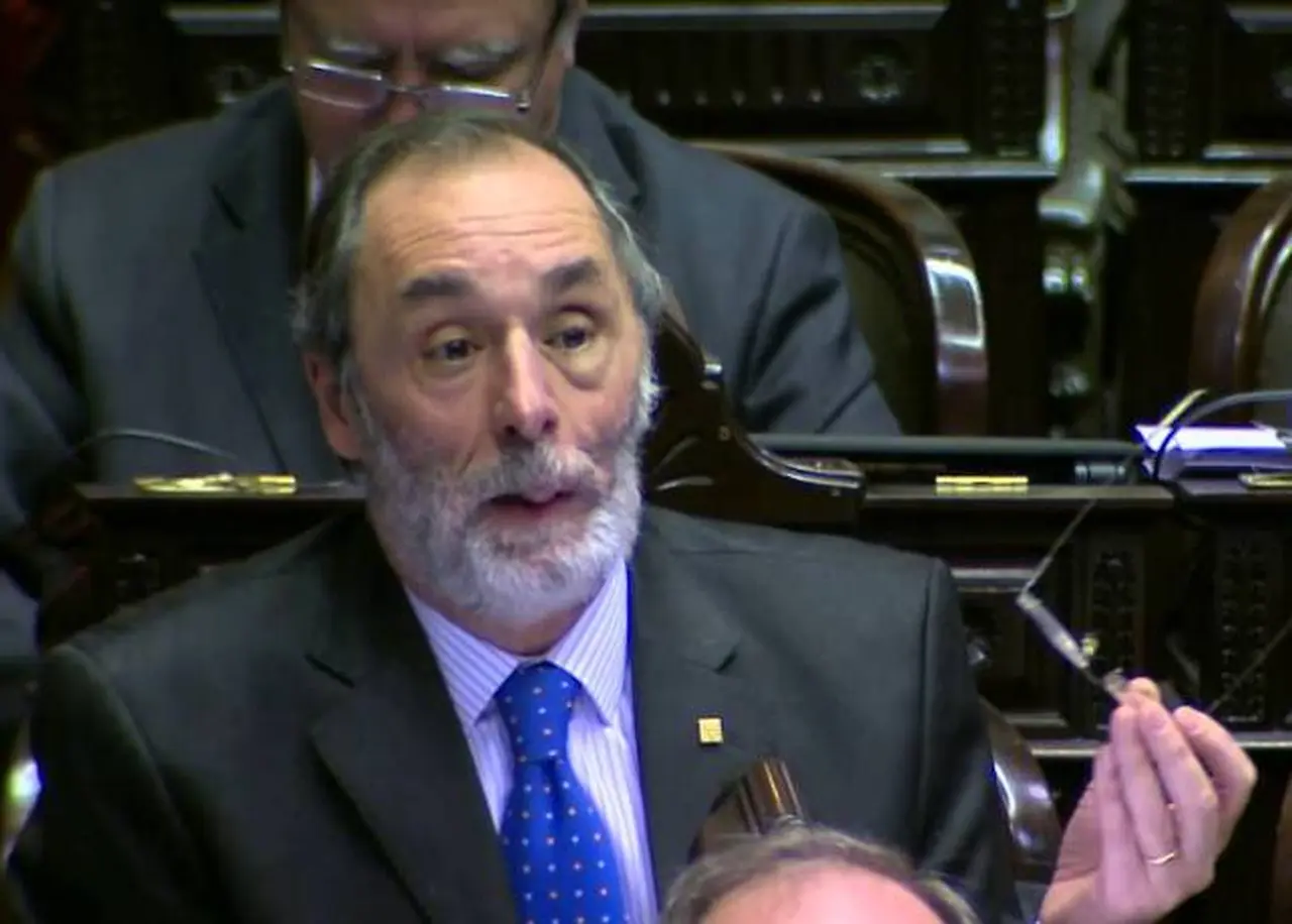 Tonelli pronosticó más pases en el kirchnerismo: "Las diferencias son muy notorias"
