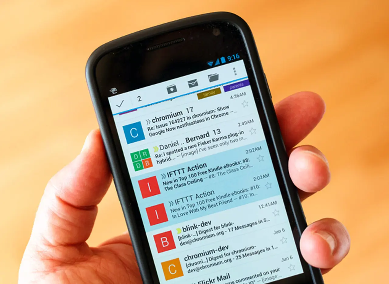 Ya es posible en Gmail mencionar personas como en Twitter