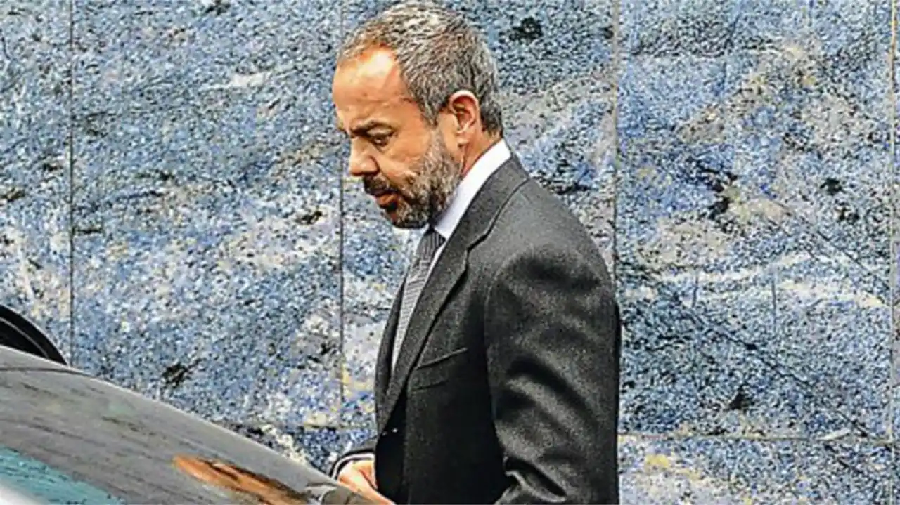 El Gobierno aprobó la venta de Telecom al fondo de inversión Fintech y de Nextel a Clarí­n
