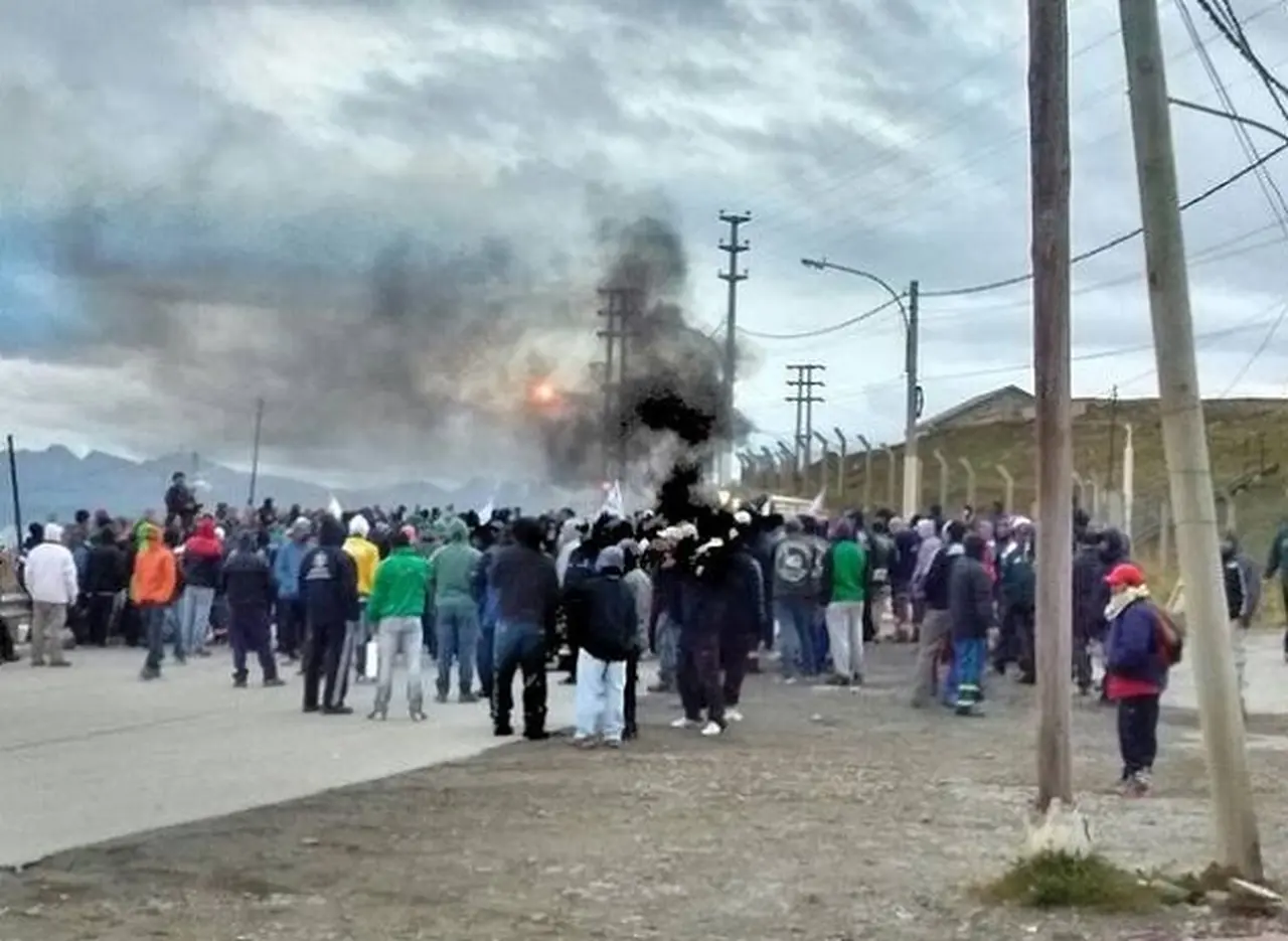 Tierra del Fuego al borde del colapso: gremios a los golpes, denuncias y riesgo de desabastecimiento