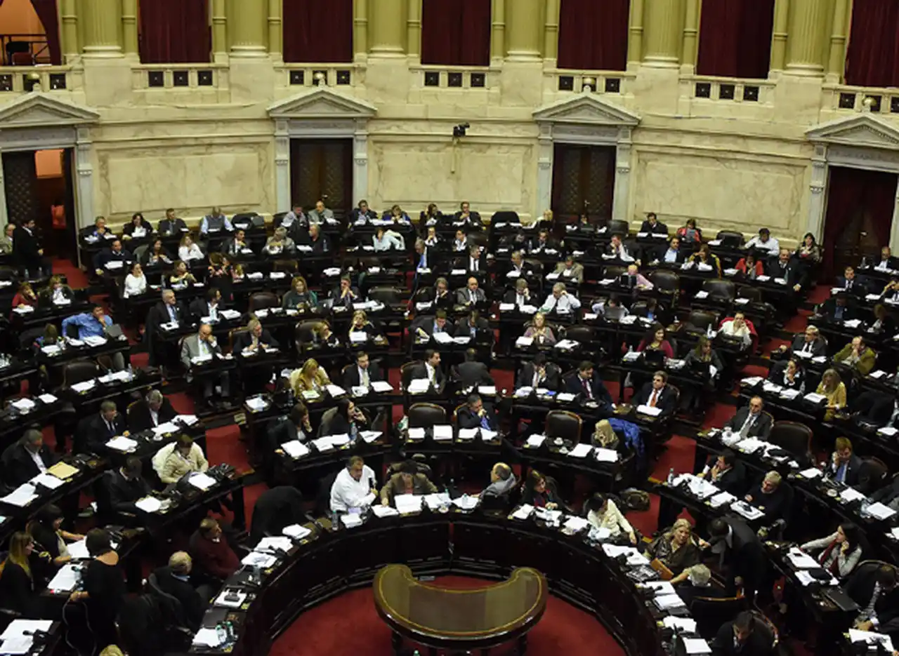 Se aprobó la ley antidespidos y Mauricio Macri se prepara para el veto