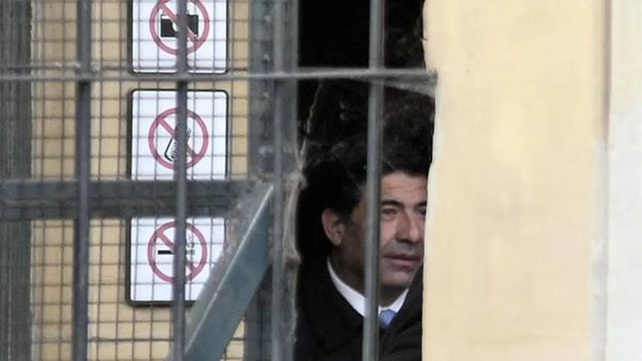 Ordenan seguir investigando a Echegaray en una causa por abuso de autoridad