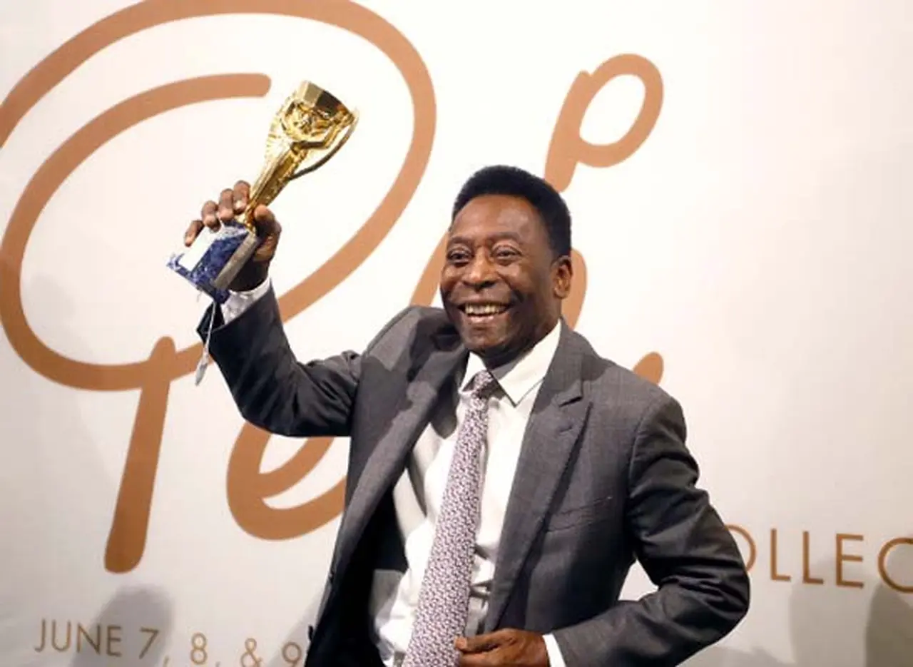 La subasta de la vida de Pelé recaudó u$s5 millones