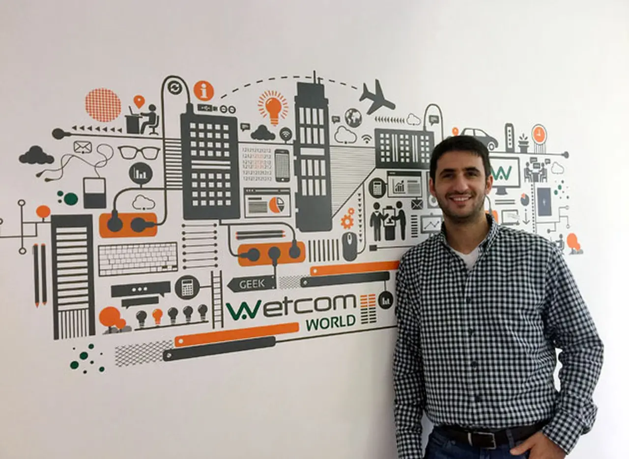¿Cómo la virtualización de escritorios reduce los costos de energí­a de la empresa?