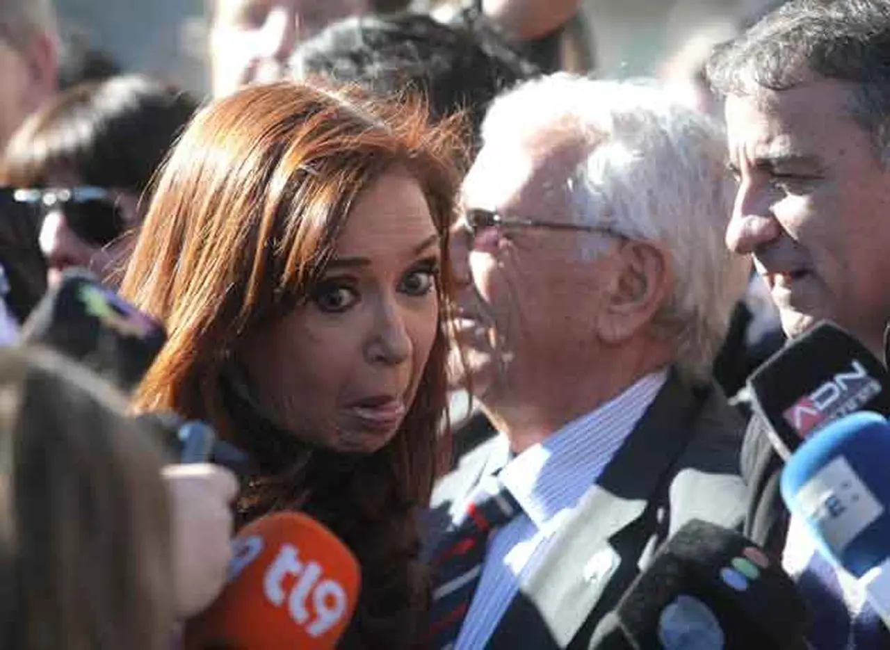 Admiten que podrí­an unificarse todas las causas de corrupción contra CFK