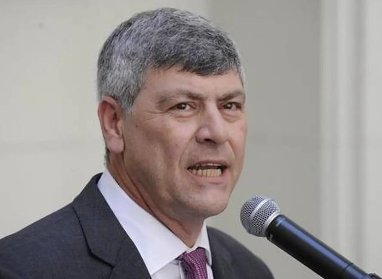 El Gobierno limitará las importaciones de jamón y carne de cerdo