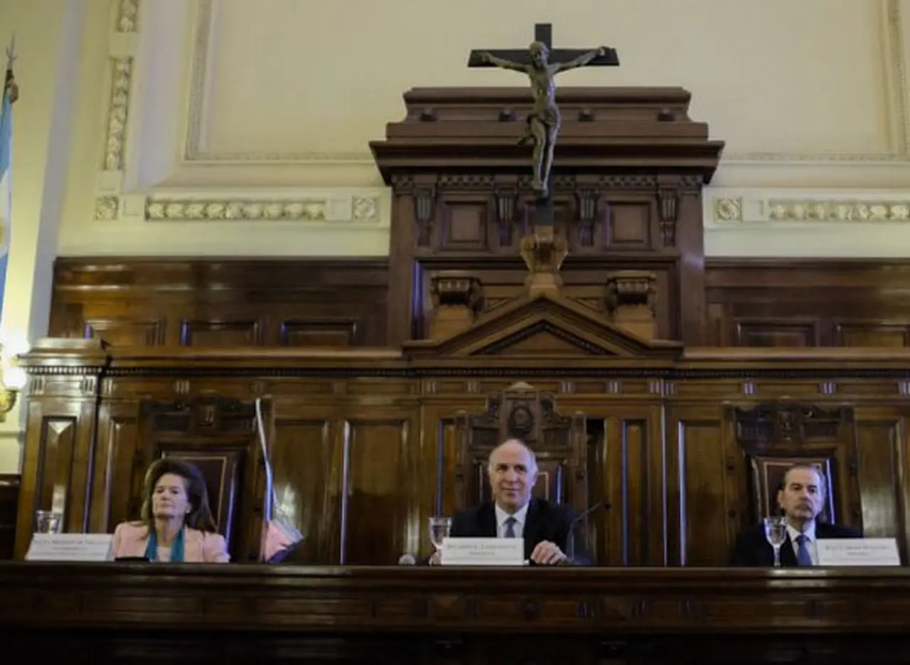 La Corte Suprema pide aumento "gatillo" para empleados judiciales