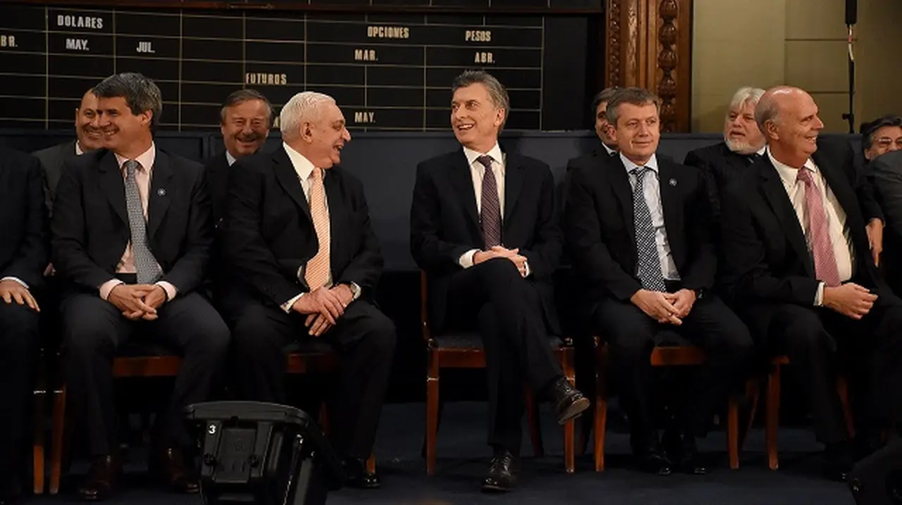 El presidente de la Bolsa reclamó a Macri "revisar el ajuste por inflación contable de los balances"