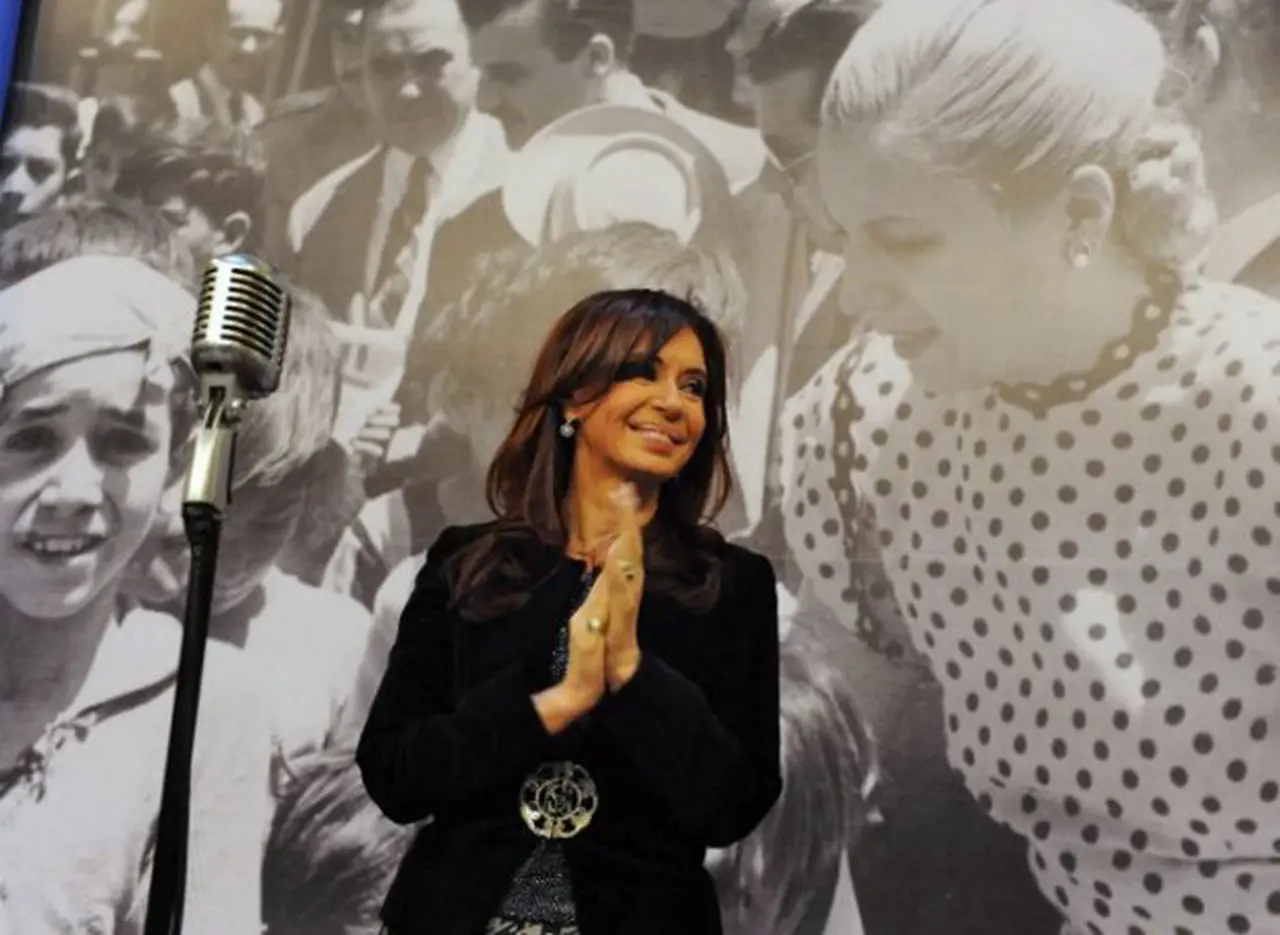 Cristina Kirchner vuelve al ruedo polí­tico este miércoles para "redoblar la resistencia"
