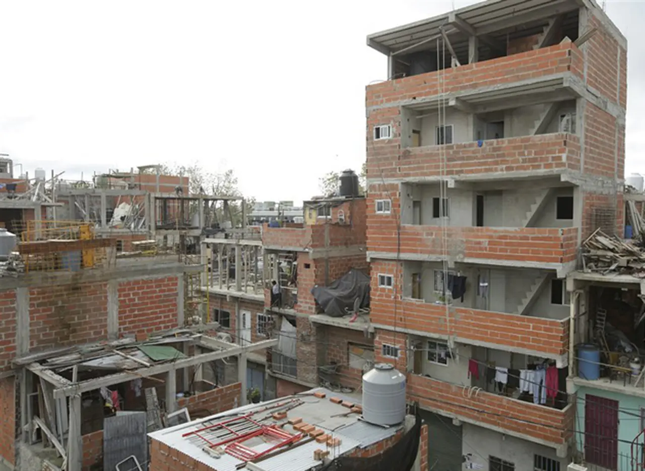 Una familia necesitó en septiembre $12.600 para no ser pobre
