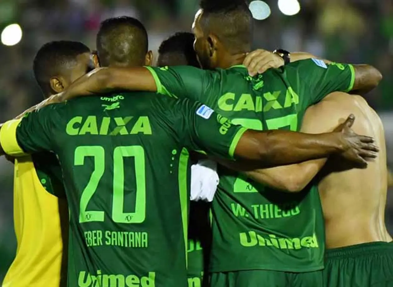 Atlético Nacional le pidió a la Conmebol que Chapecoense sea campeón de la Copa Sudamericana