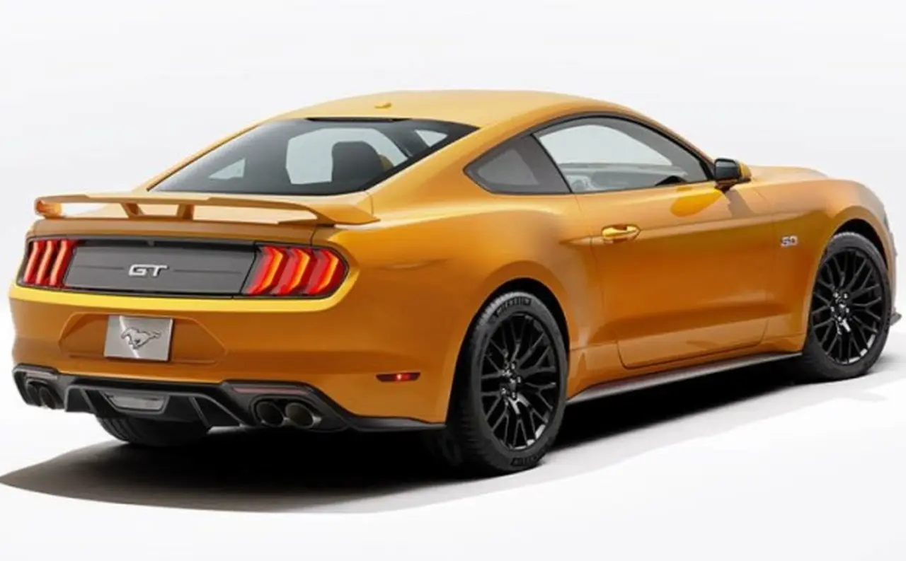 Objeto de deseo: Ford anticipa el restyling para el "impresionante" Mustang que llegará en 2018