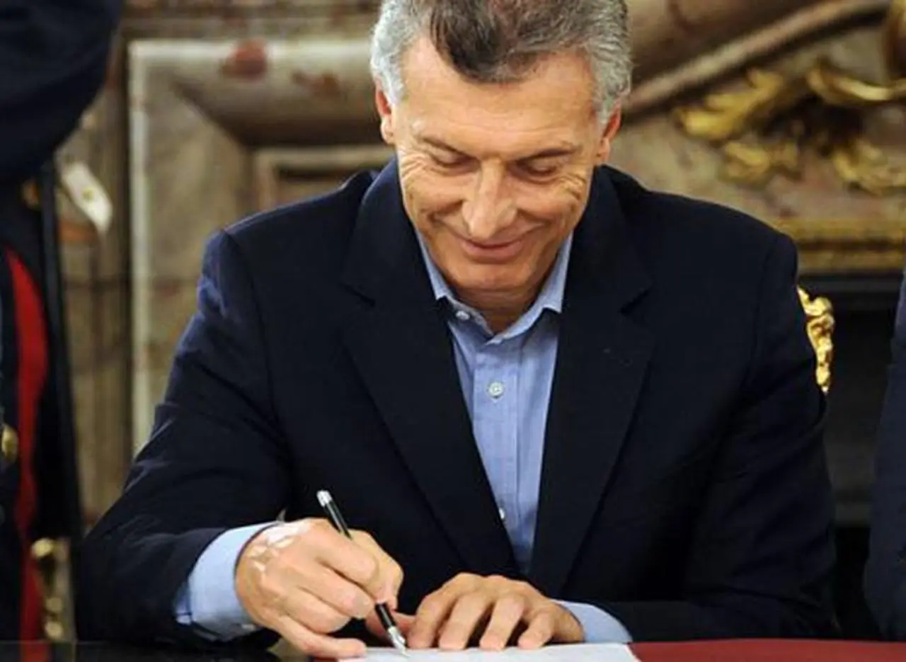 Mauricio Macri le regaló 215 casas a Villa La Angostura