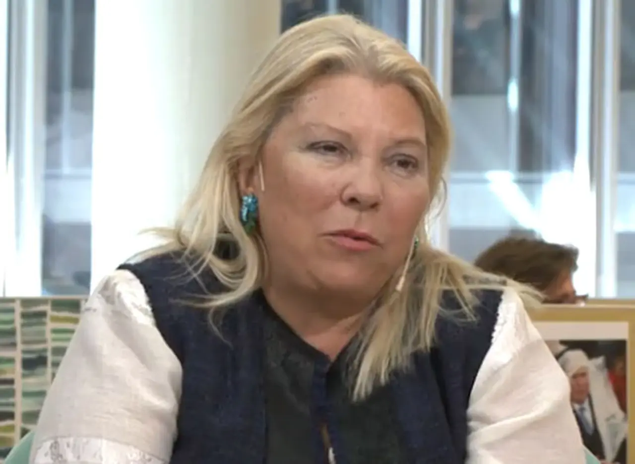 Carrió redobló sus crí­ticas: acusó a los laboratorios y a la UIA de querer voltear al Gobierno