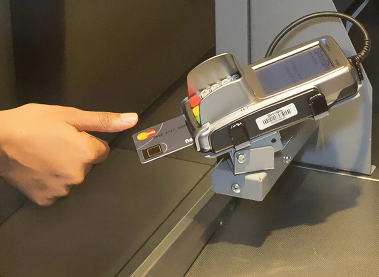 Su próxima tarjeta de crédito o débito tendrá lector de huellas dactilares
