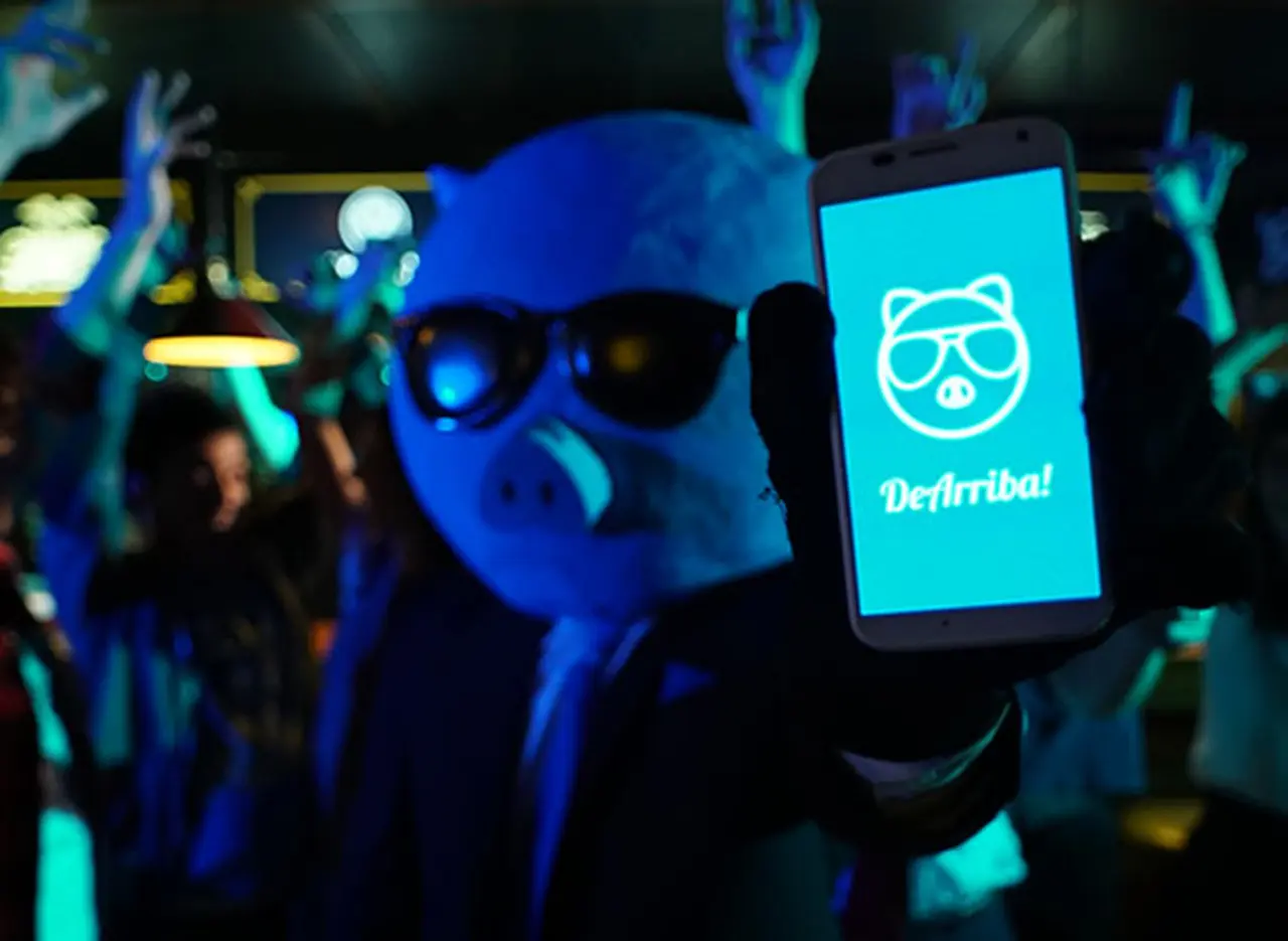 ¿Cómo es DeArriba!, la aplicación argentina que paga por responder encuestas en el celular?