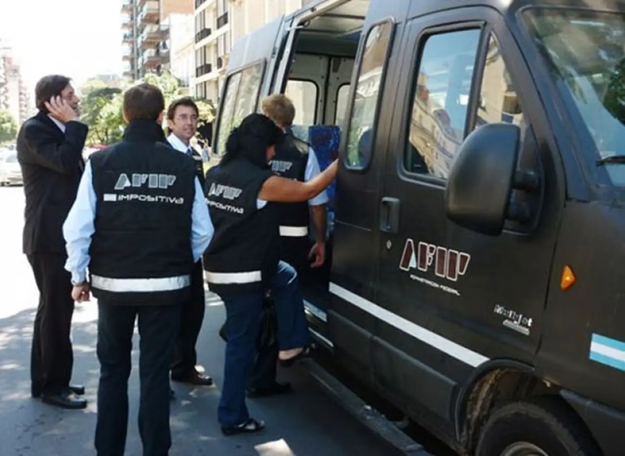 AFIP realizó allanamientos en la causa de las DJAI "truchas" por u$s300 M
