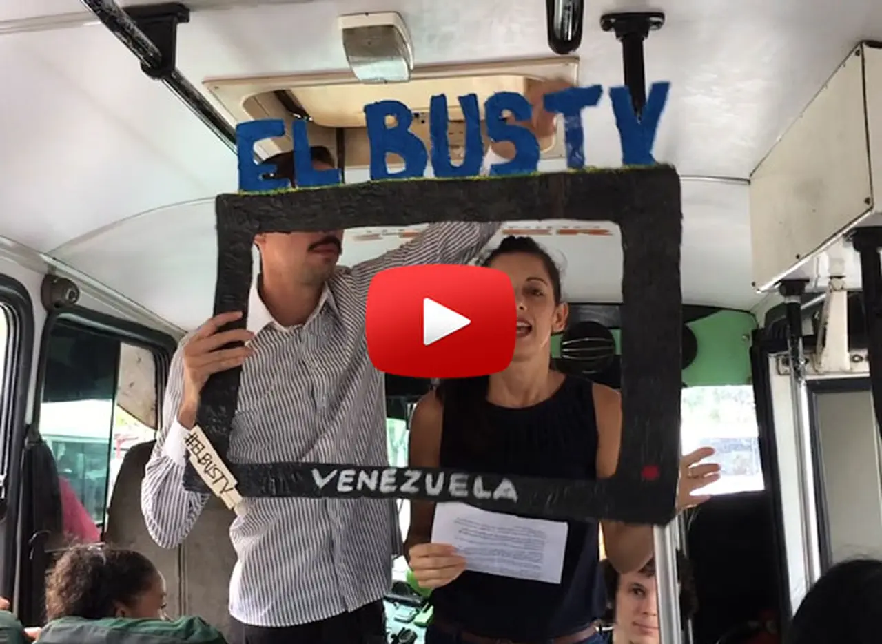 Bus TV: el noticiero "sin autocensura" de los colectivos venezolanos