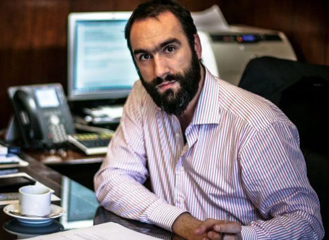 El Gobierno remueve al director K del BCRA por "mala conducta"