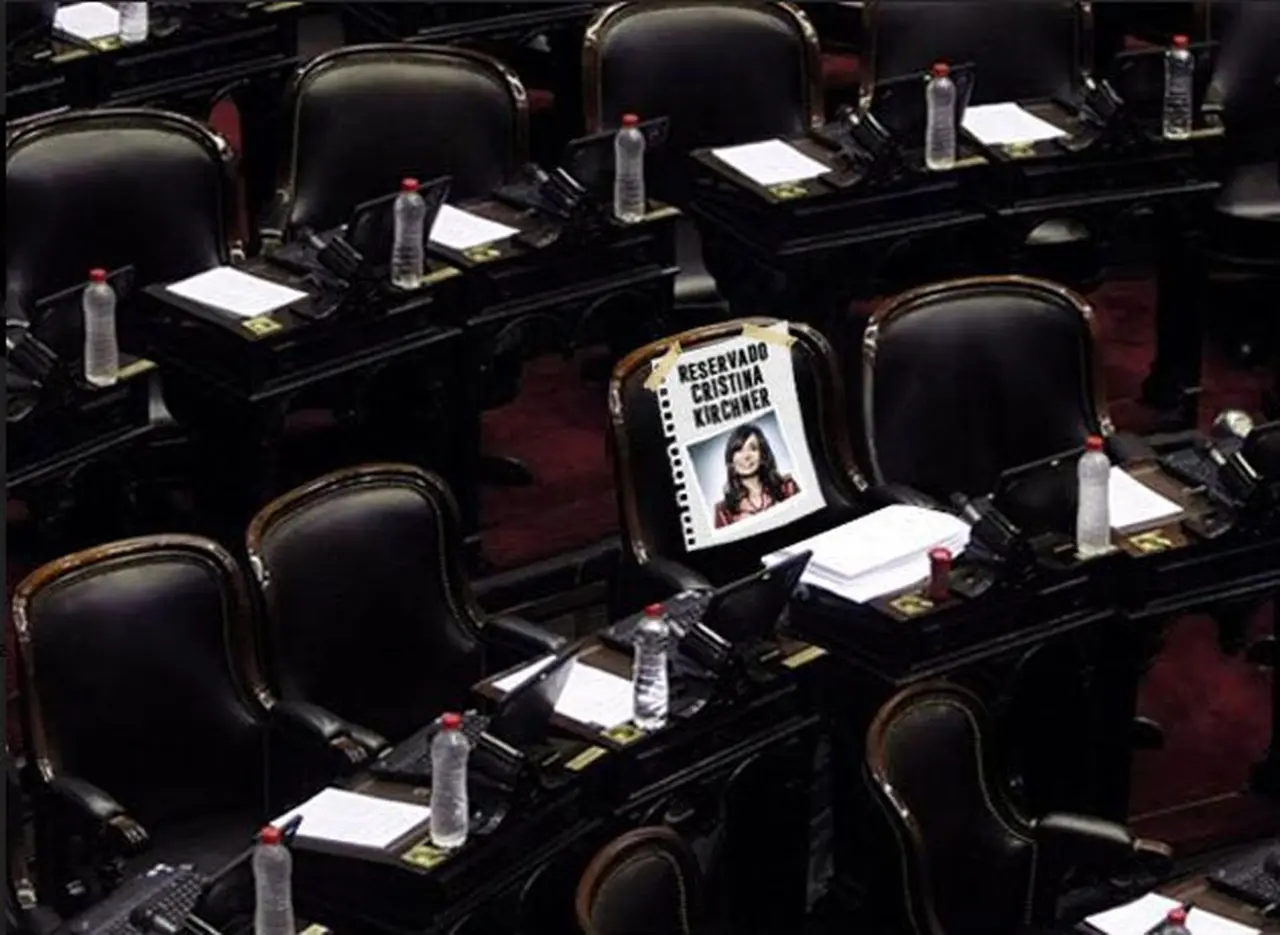 Wait and see: crece el debate sobre hasta dónde llegará la oposición de CFK a Macri en el Congreso