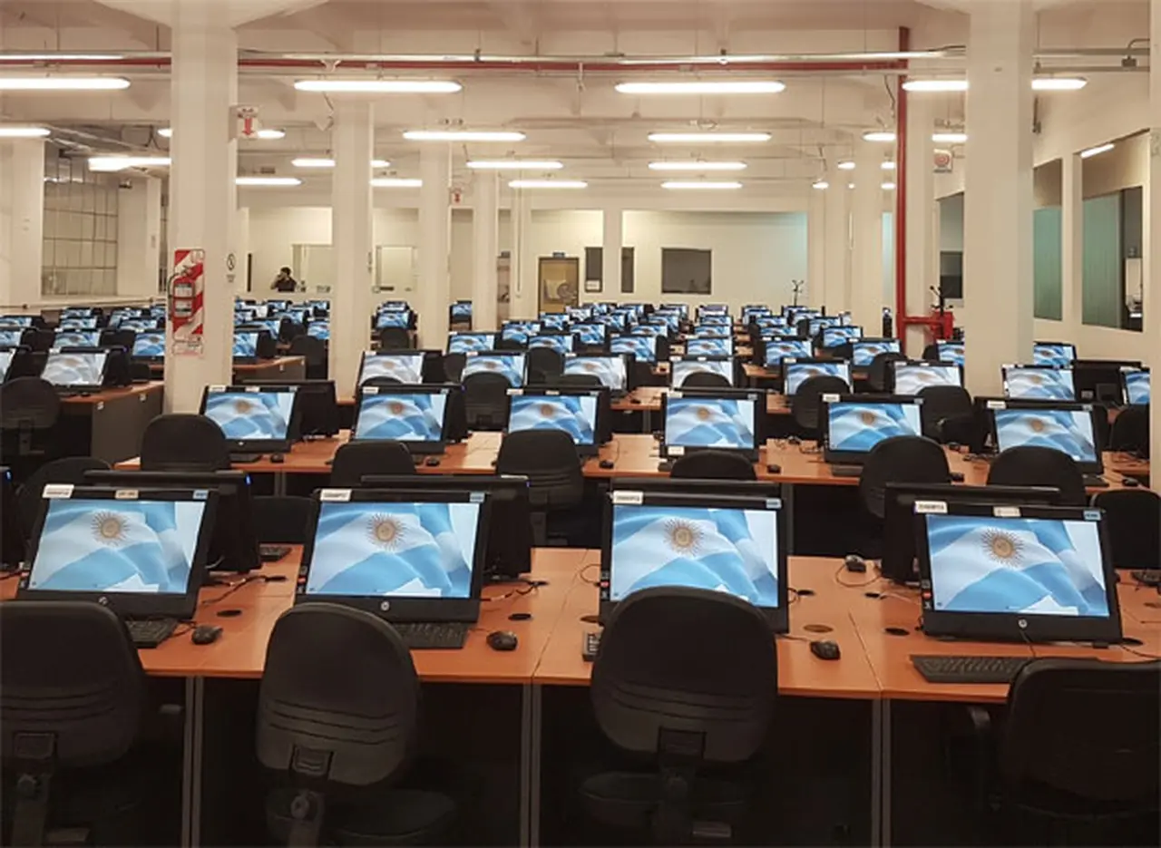 Indra: la empresa española con nombre de dios hindú que pasó a estar en el centro de la polémica electoral argentina