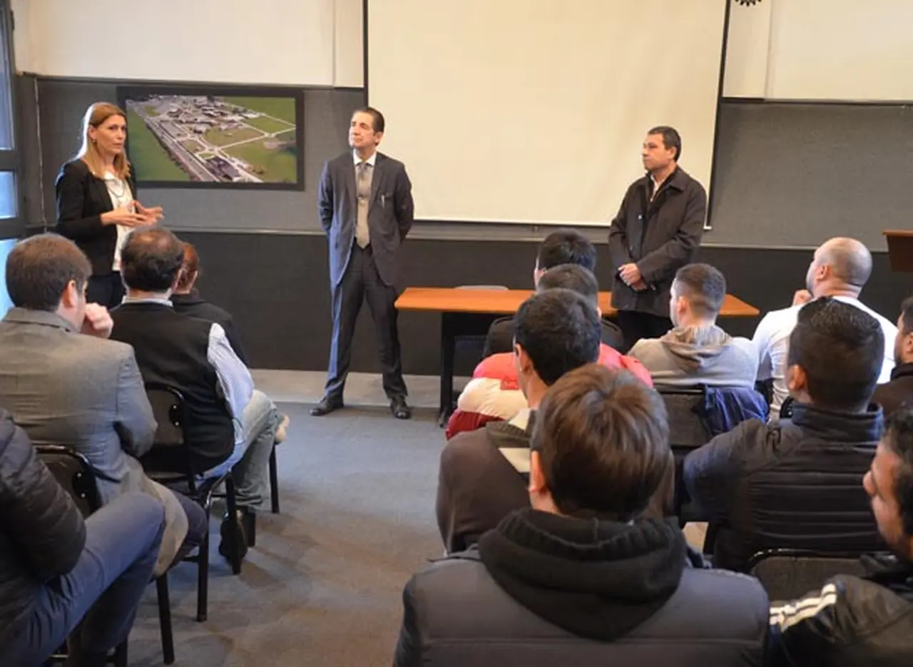 Guerra por el talento técnico: la apuesta de formar a los candidatos antes de incorporarlos a la empresa