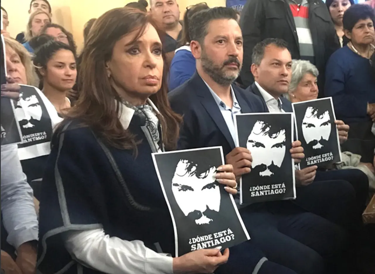 La madre de una ví­ctima de Once increpó a CFK: "Bajó la mirada y sus ojos se llenaron de lágrimas", contó