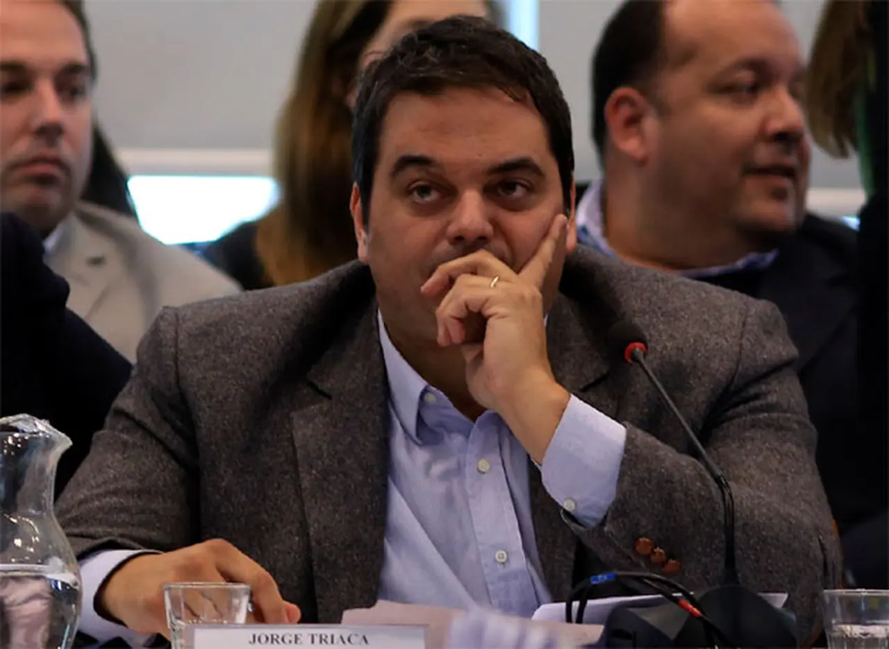 Más problemas para el ministro Triaca: ahora su exempleada le reclama casi $4 millones