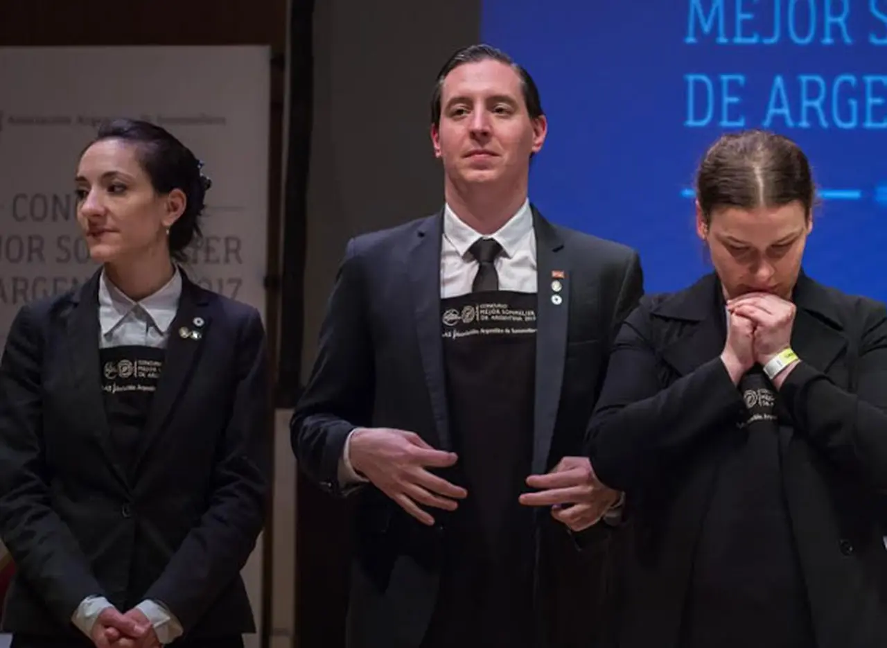 Eligieron al nuevo embajador de vinos argentinos: quién es el mejor sommelier del paí­s